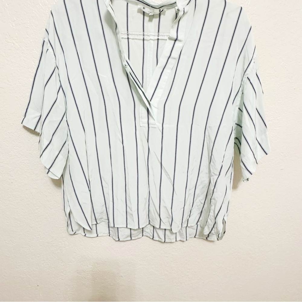 Vince Stripe Silk Popover Top size XS - Picture 3 of 5